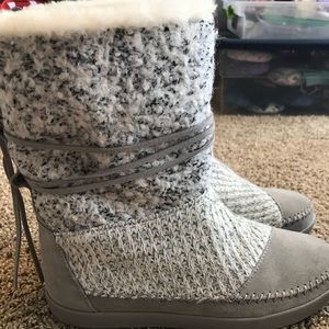 TOMS Nepal Boots